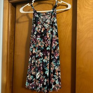 Maurice’s tank top